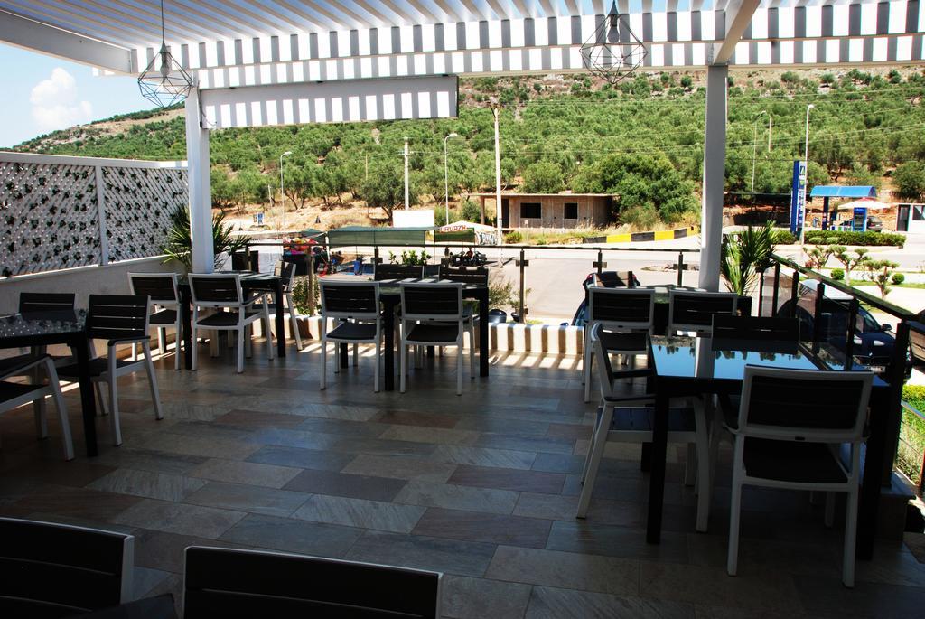 Hotel Mare Ksamil Exterior photo